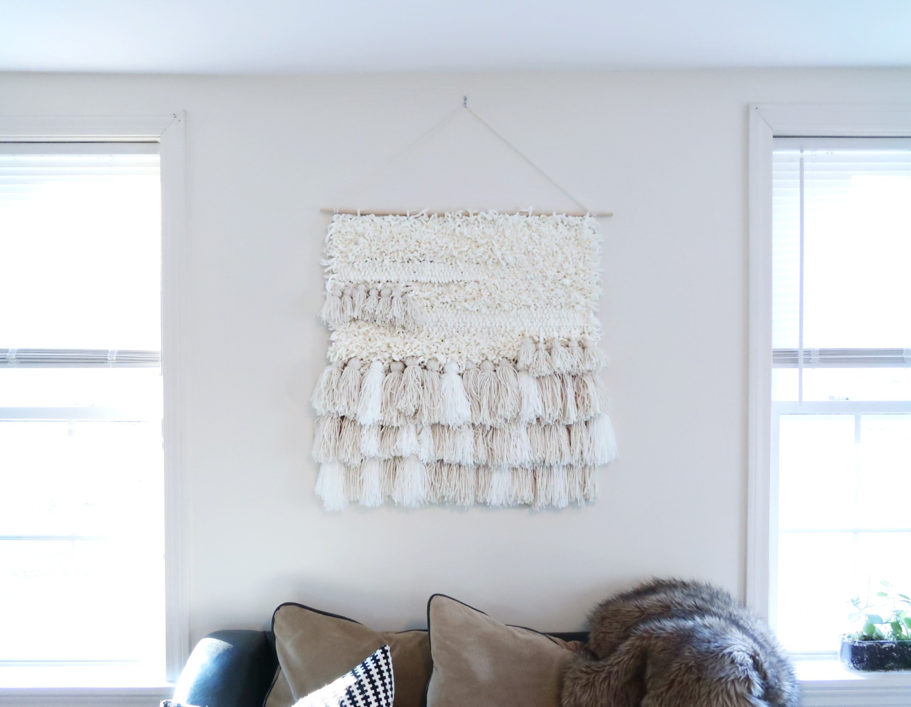 DIY Yarn Wall Hanging Art